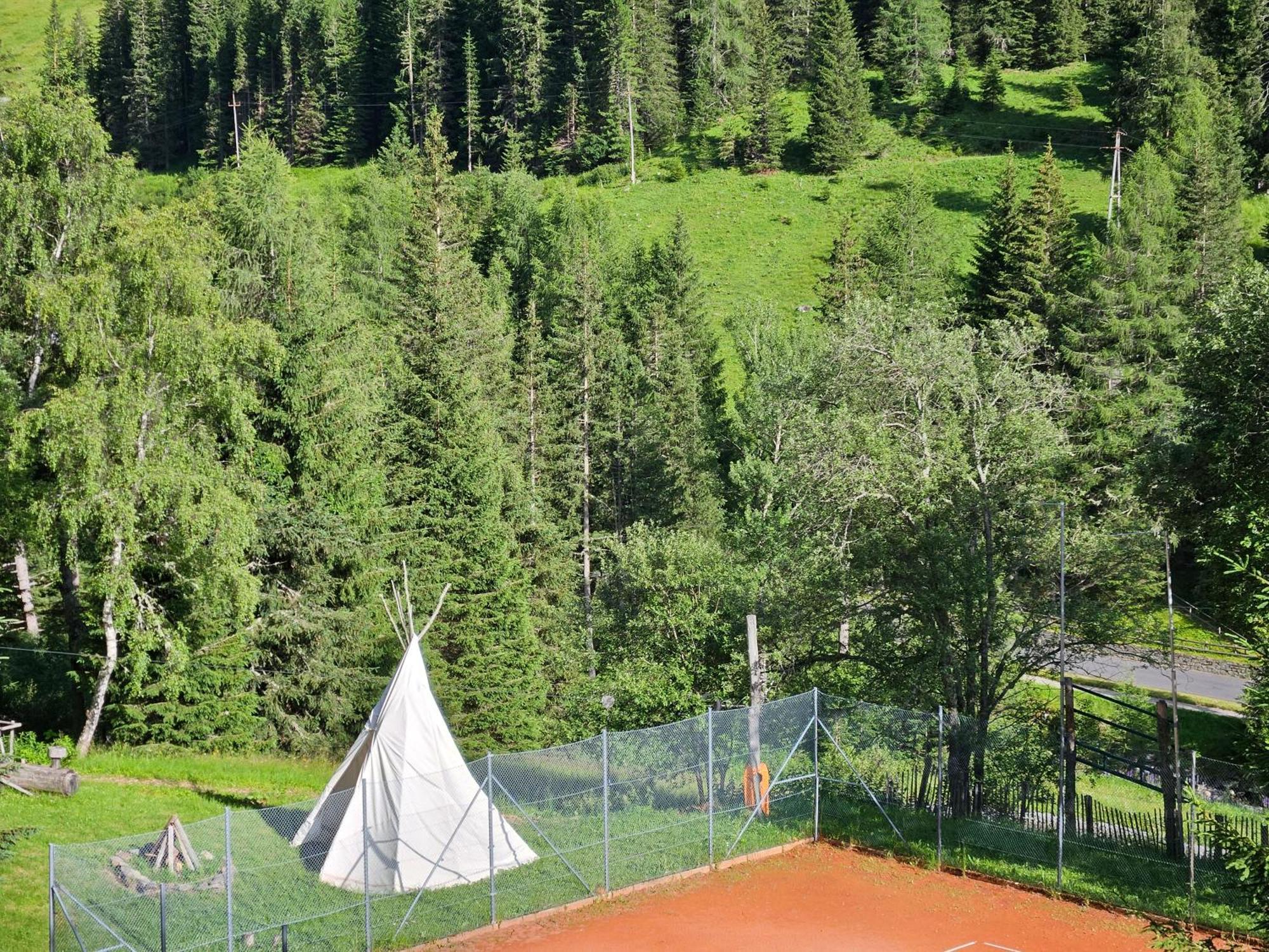 Kinder- Und Familienhotel Nockalm インナークレームス エクステリア 写真