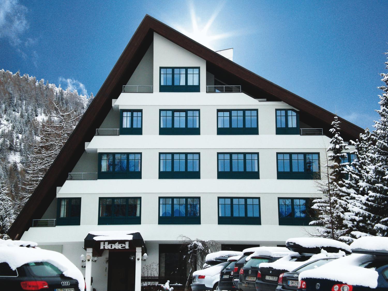Kinder- Und Familienhotel Nockalm インナークレームス エクステリア 写真