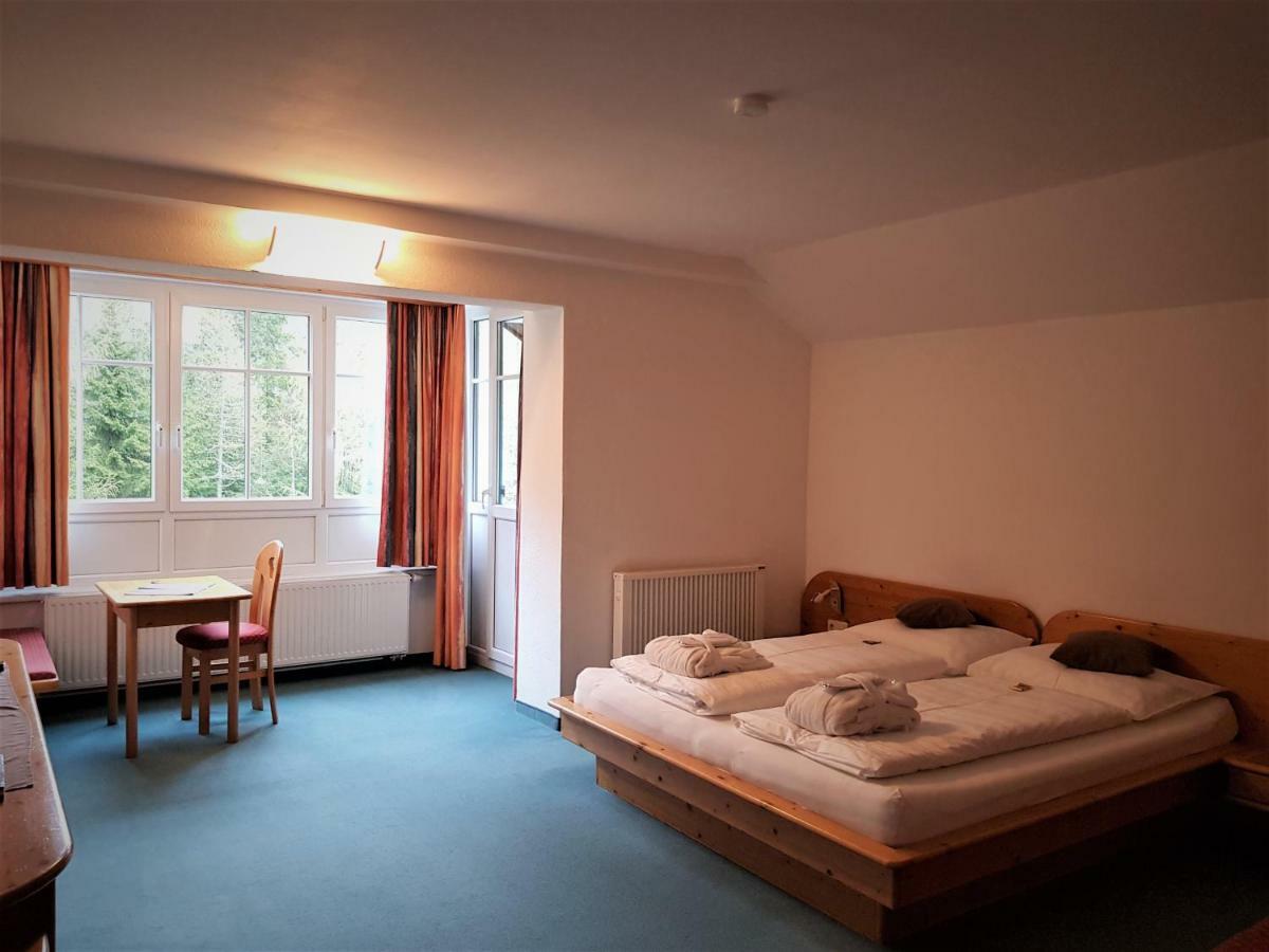 Kinder- Und Familienhotel Nockalm インナークレームス エクステリア 写真
