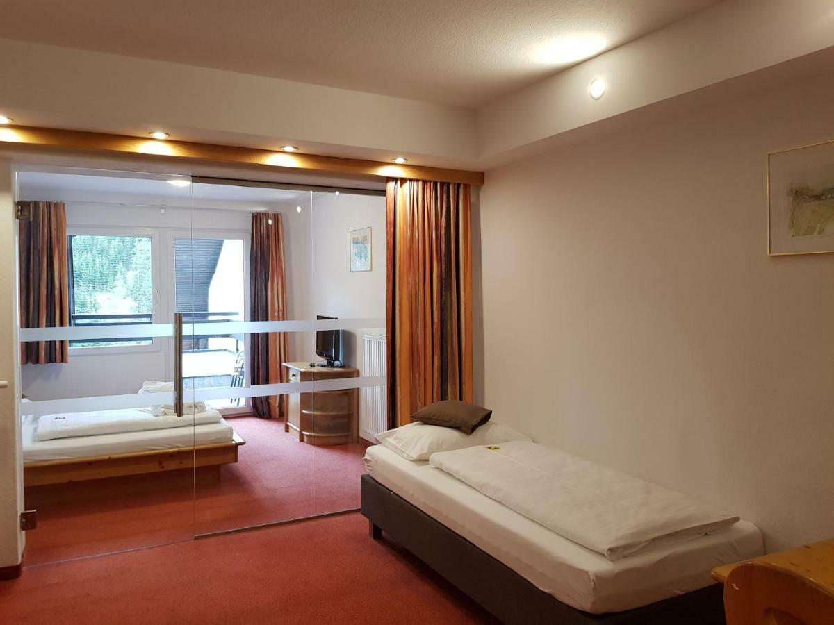 Kinder- Und Familienhotel Nockalm インナークレームス エクステリア 写真